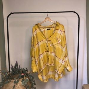 Women’s oversized flannel
